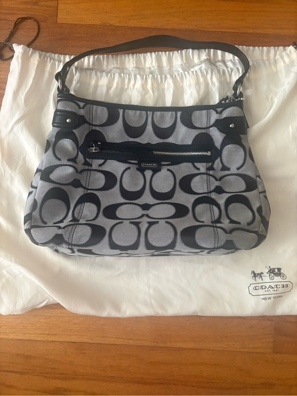 COACH 2013 Black Signature Jacquard Hobo Bag with Crossbody strap - Picture 2 of 6